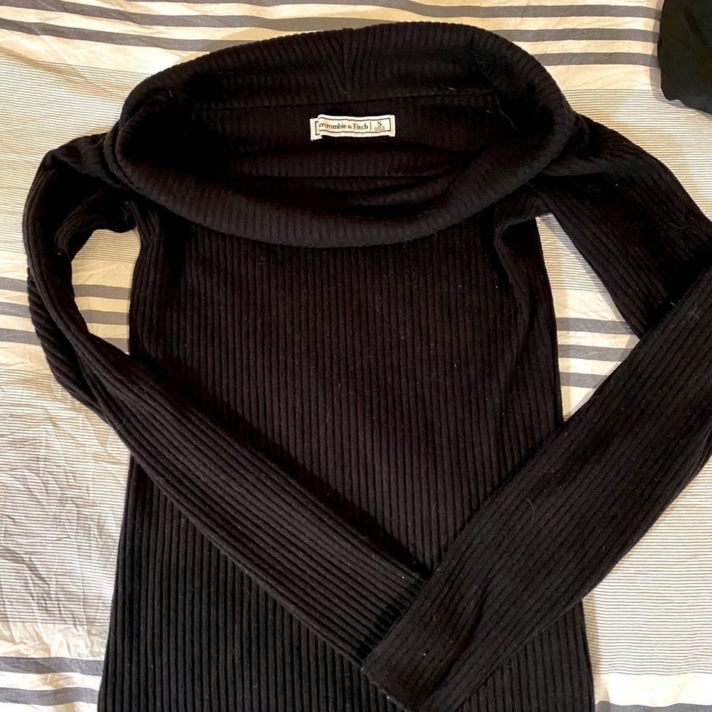Abercrombie off the shoulder top